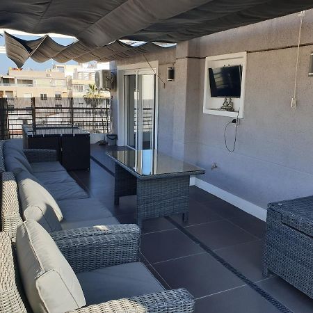 Beachside Apartment In Torrevieja Exteriör bild